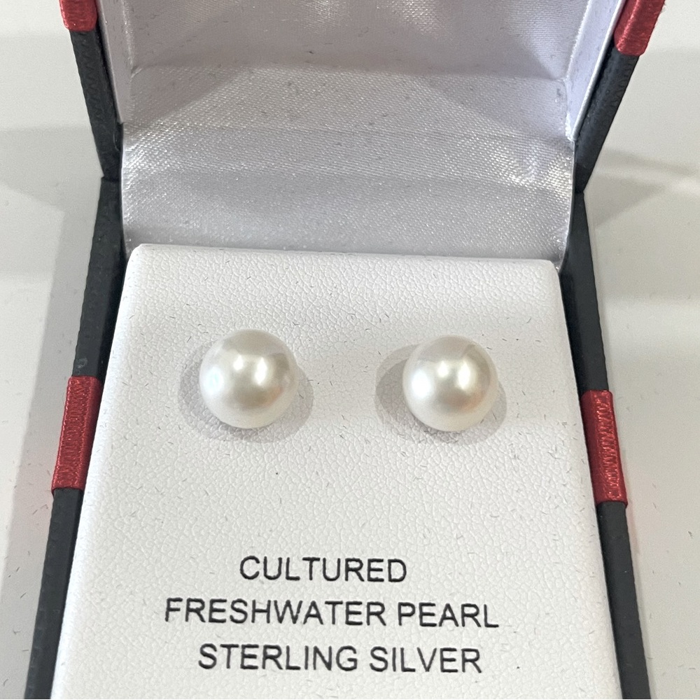 Cultured freshwater pearl earrings sterling silver